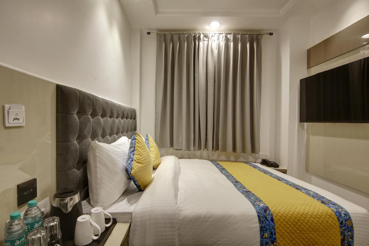 Hotel Kaca Inn-By Haveliya Hotels- Traveller'S Choice Award Winner 2025 นิวเดลี ภายนอก รูปภาพ