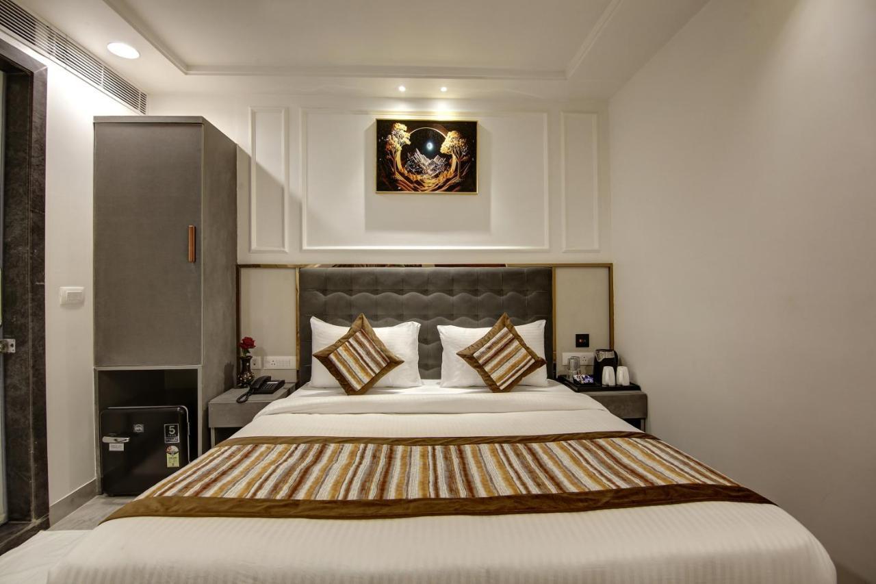 Hotel Kaca Inn-By Haveliya Hotels- Traveller'S Choice Award Winner 2025 นิวเดลี ภายนอก รูปภาพ