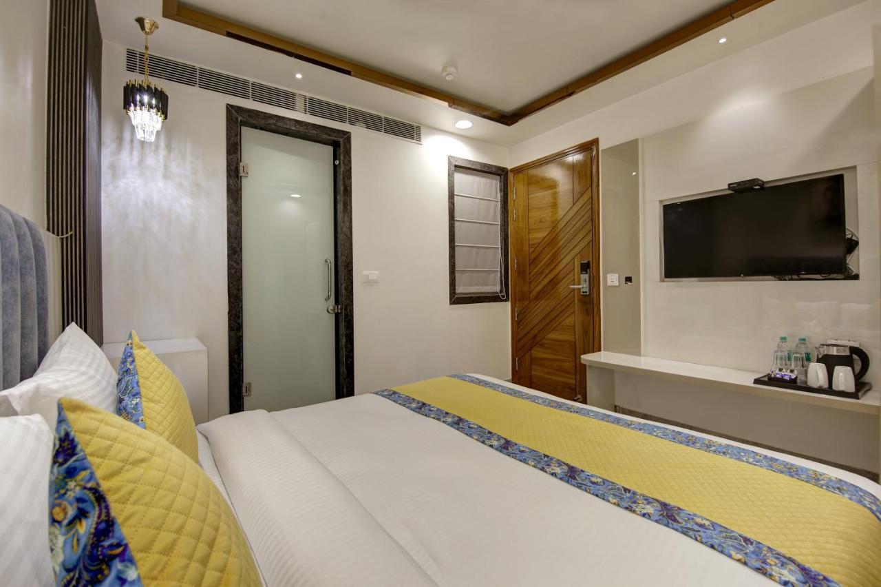 Hotel Kaca Inn-By Haveliya Hotels- Traveller'S Choice Award Winner 2025 นิวเดลี ภายนอก รูปภาพ