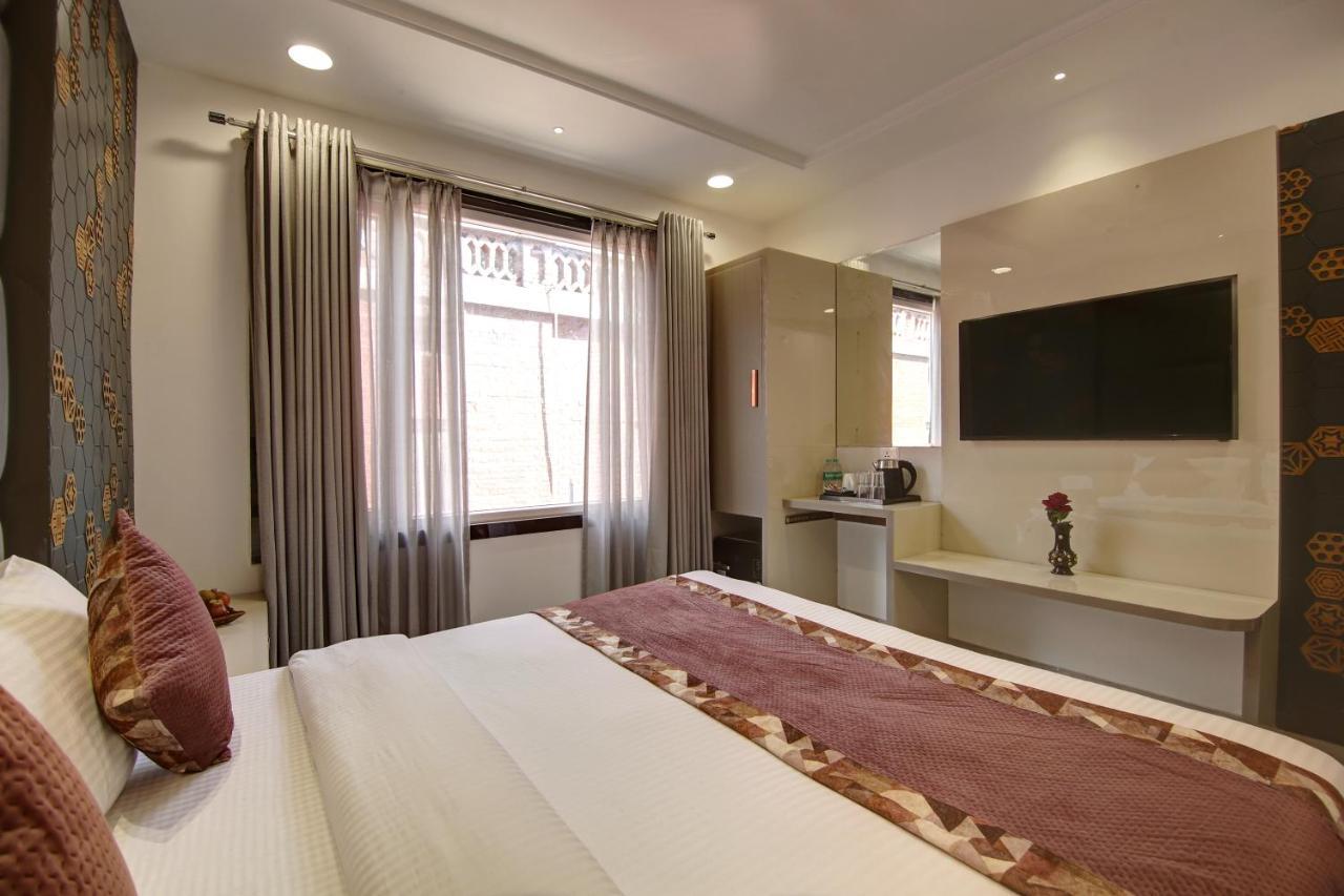 Hotel Kaca Inn-By Haveliya Hotels- Traveller'S Choice Award Winner 2025 นิวเดลี ภายนอก รูปภาพ