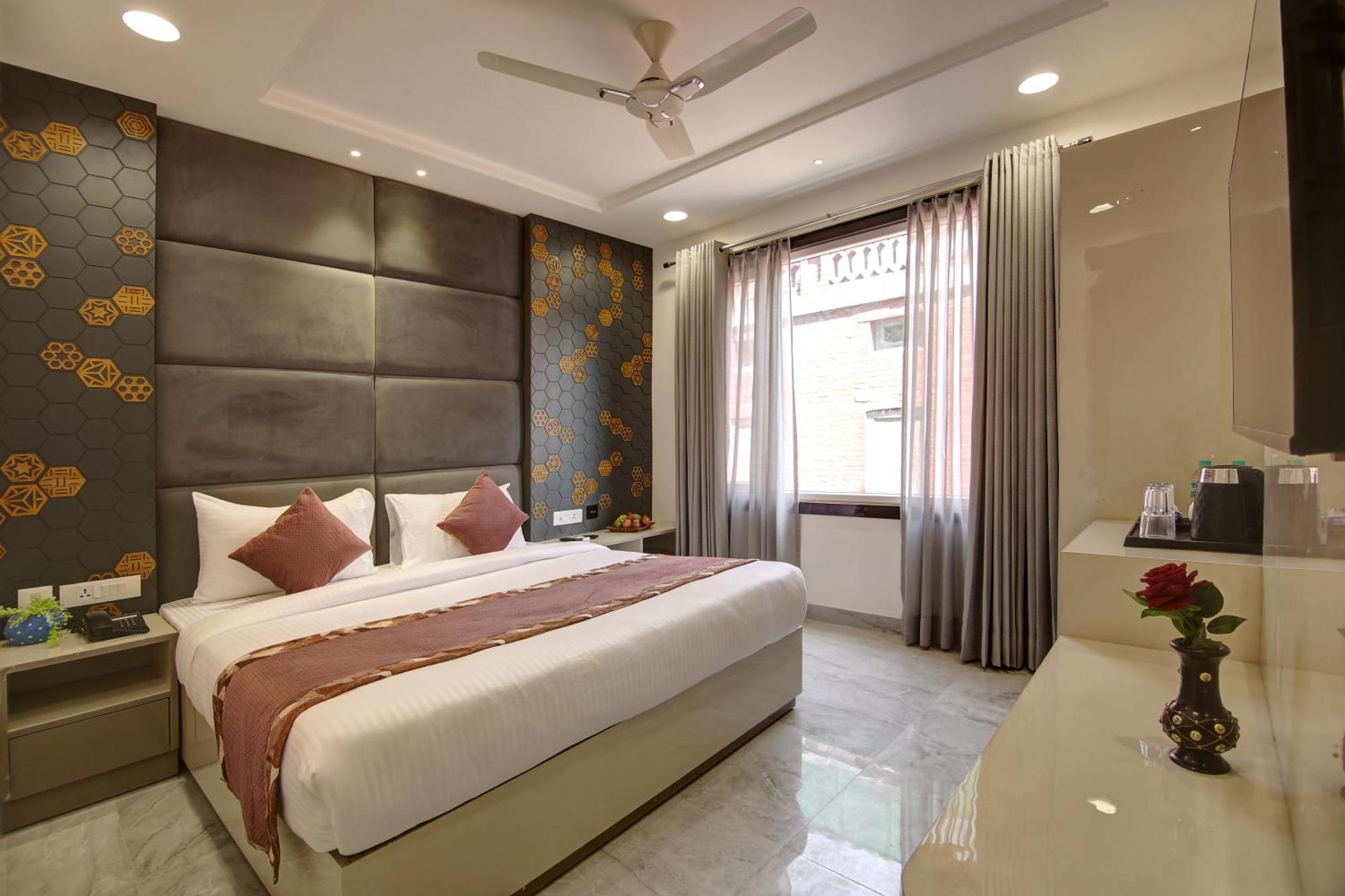 Hotel Kaca Inn-By Haveliya Hotels- Traveller'S Choice Award Winner 2025 นิวเดลี ภายนอก รูปภาพ